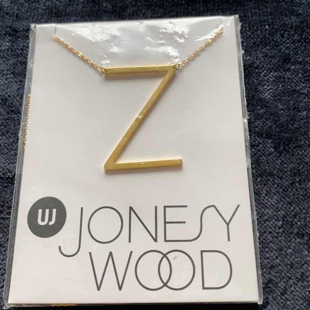JONESY WOOD Gold Initial “ Z “ Necklace 💝
